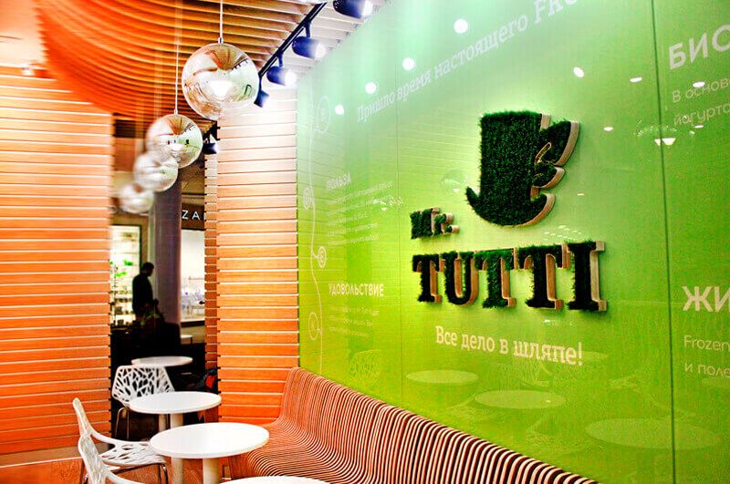 Tutti 9